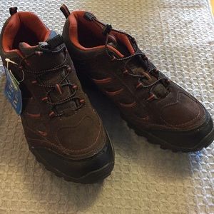 Boys/Ladies Sonoma hiking shoes